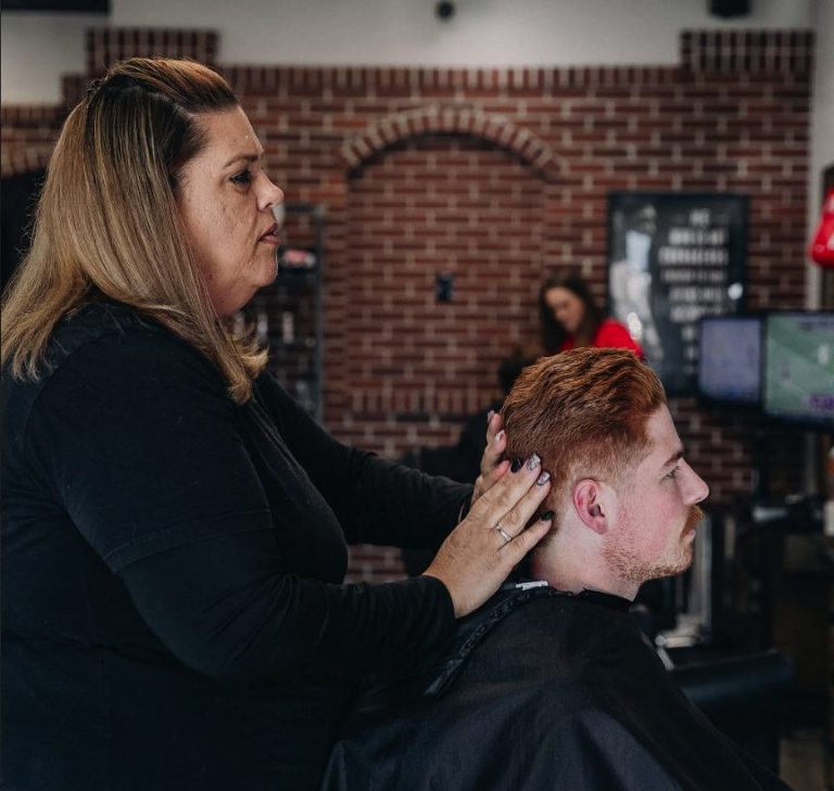 Choosing the Right Haircut for Your Face Shape: A Men’s Guide